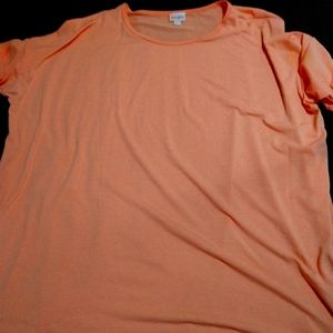 LuLaRoe peach high low shirt